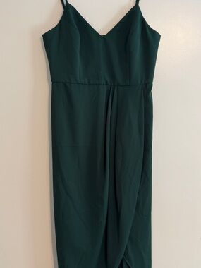 Lulu’s Emerald Green V-Neck Spaghetti Strap High-low Dress